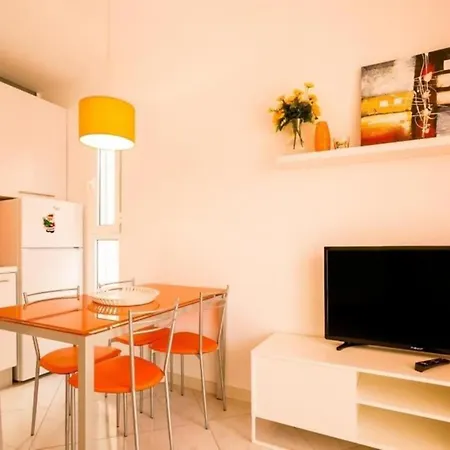 Mareverde Vicino Al Mare Ma Apartment
